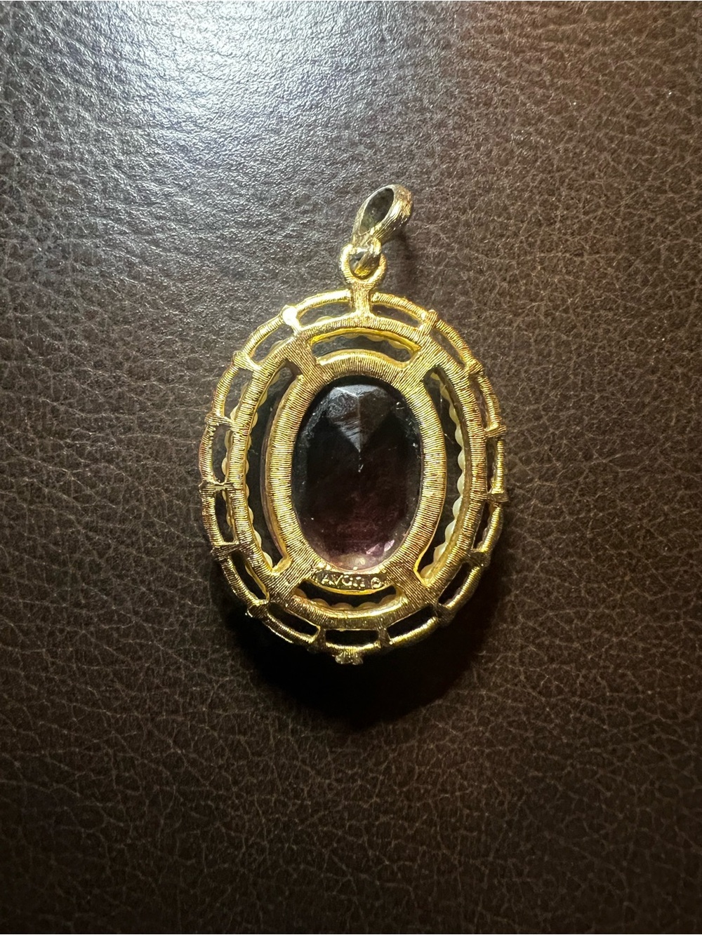 Avon Renaissance Style Pendant - Picture 2 of 2